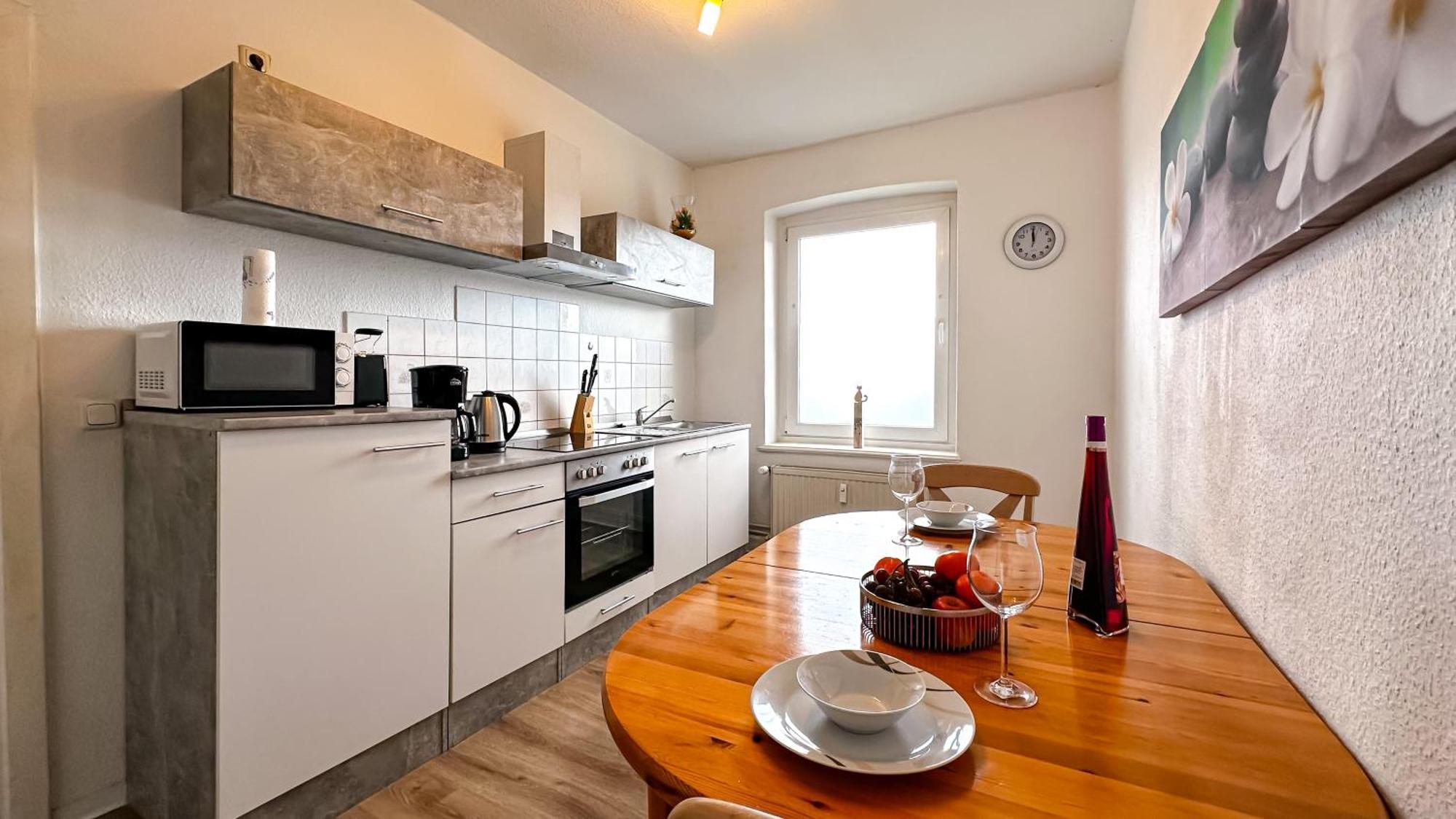 Zentrale Mit Gartennutzung Apartamento *